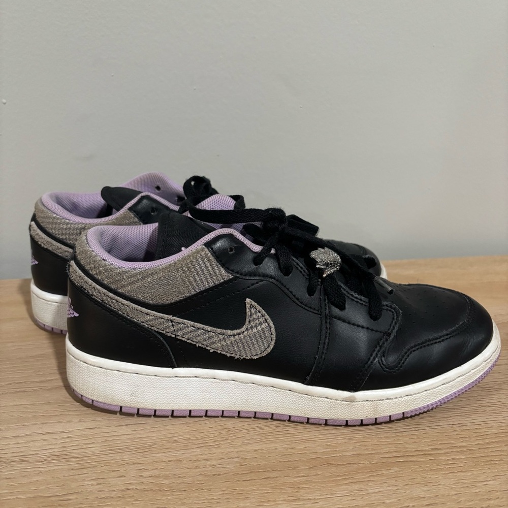 Nike Air Jordan 1 Low SE GS “Houndstooth” Shoes Plaid Purple Black Shoes Charm